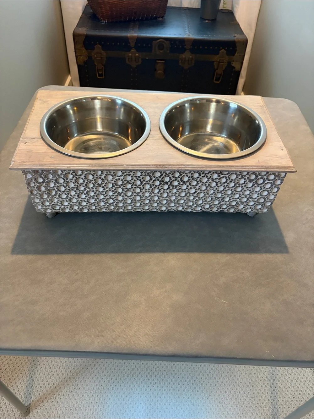 Decorative Double Dog Bowl Stand in Bleached Whitewashed Wood